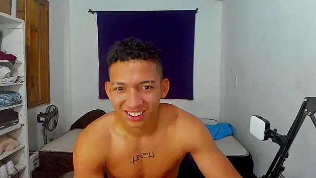 JuanchiT66 online show from October 2, 6:04 pm