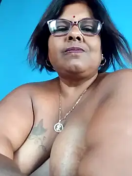 Snapshot of mileesha chatting on November 9, 7:50 am mileesha online show from November 9, 7:50 am