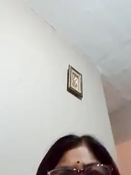 Snapshot of mileesha chatting on December 3, 8:29 pm mileesha online show from December 3, 8:29 pm