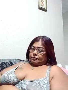 mileesha online show from April 26, 7:11 pm