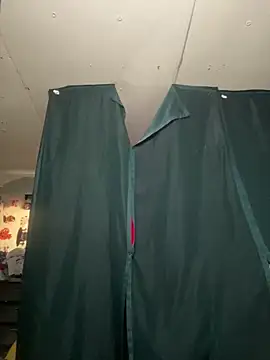 Snapshot of StoneyCam chatting on September 15, 3:01 pm StoneyCam online show from September 15, 3:01 pm