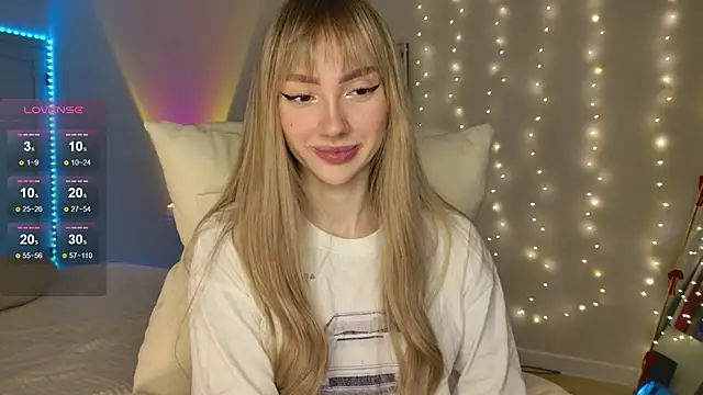 Snapshot of Lunainnk chatting on January 11, 12:37 am Lunainnk online show from January 11, 12:37 am