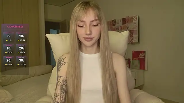 Snapshot of Lunainnk chatting on March 9, 2:26 am Lunainnk online show from March 9, 2:26 am