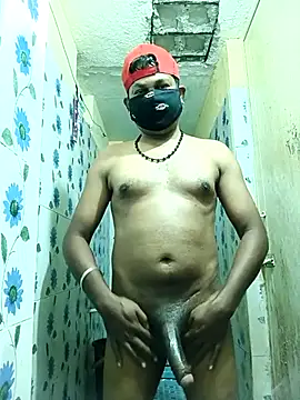 Snapshot of Tamilpayan09876 chatting on February 2, 12:42 am Tamilpayan09876 online show from February 2, 12:42 am