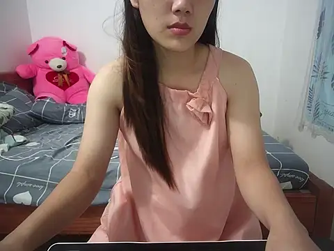 Snapshot of Linda-24 chatting on October 1, 8:04 pm Linda-24 online show from October 1, 8:04 pm