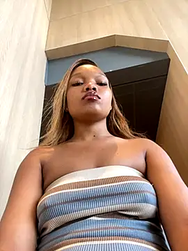 Snapshot of BaddestAss22 chatting on October 1, 1:50 pm BaddestAss22 online show from October 1, 1:50 pm