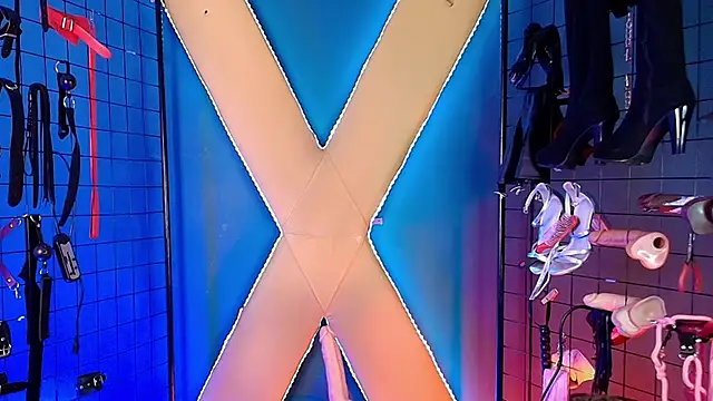 MrEbonybdsm online show from December 20, 1:18 pm