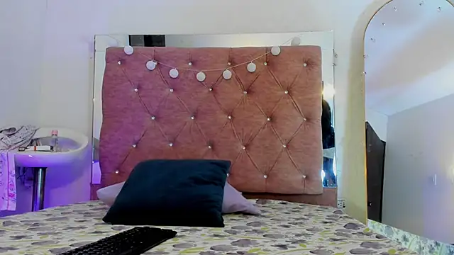 JulianaCarter online show from May 25, 8:26 pm