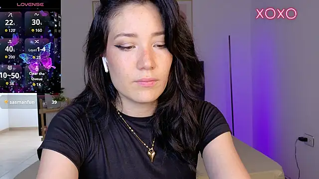 Eliih 01 online show from October 15, 6:08 pm