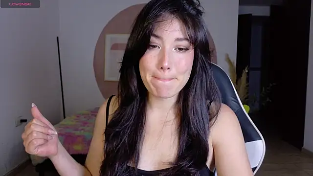 Eliih 01 online show from July 12, 2:57 am