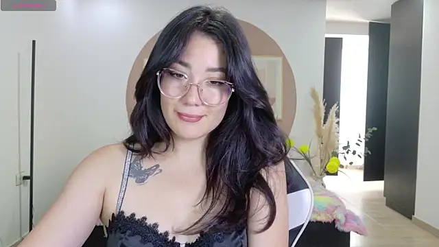 Eliih 01 online show from July 16, 6:58 pm