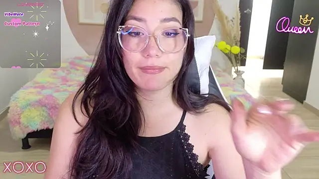 Eliih 01 online show from July 23, 2:04 pm