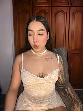 Snapshot of KaditaNavarro chatting on July 24, 11:47 pm KaditaNavarro online show from July 24, 11:47 pm
