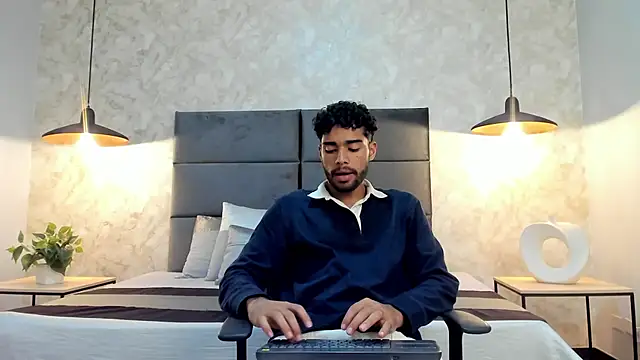 RaphaelDufort online show from September 26, 12:03 am