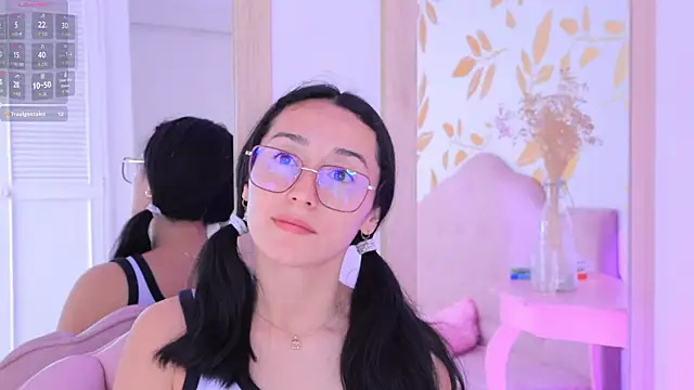 Ginevra esposito online show from October 10, 12:59 pm