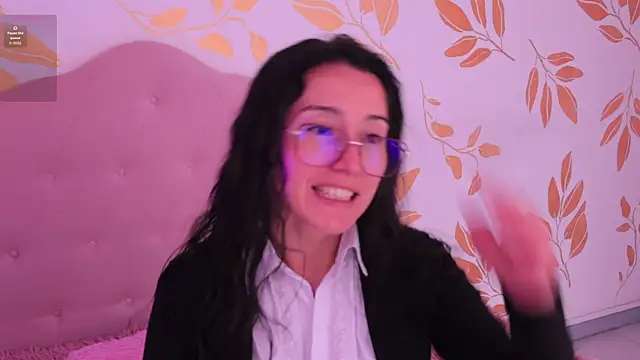 Ginevra esposito online show from February 18, 12:45 pm