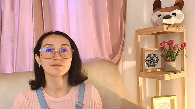 Ginevra esposito online show from April 27, 12:47 pm