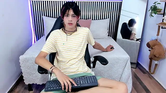 Snapshot of Dan_Copers chatting on September 16, 1:45 pm Dan Copers online show from September 16, 1:45 pm