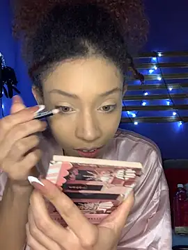 Snapshot of ValentinaStorm1 chatting on November 9, 11:19 am ValentinaStorm1 online show from November 9, 11:19 am