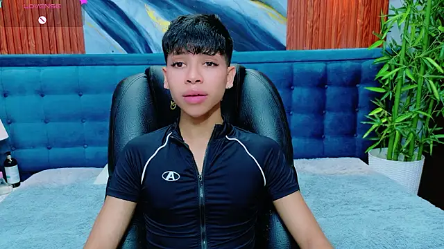 dilan 911 online show from March 15, 5:52 pm