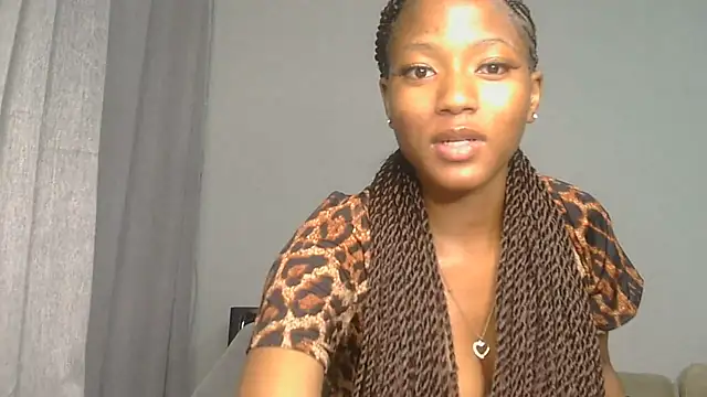 Ballenciaa online show from March 6, 6:48 pm