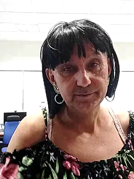 Emily de Carla online show from October 8, 3:31 pm