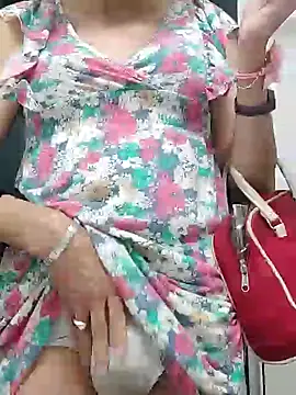 Emily de Carla online show from February 25, 4:38 pm