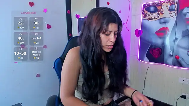 Raven Rouge  online show from April 24, 12:18 pm