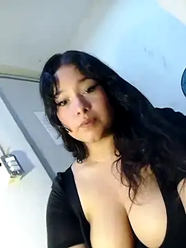 Stephy  online show from October 9, 2:15 pm