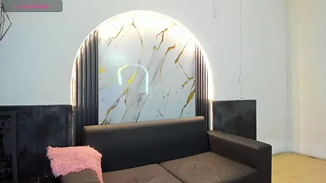 Stephy  online show from November 3, 7:59 pm