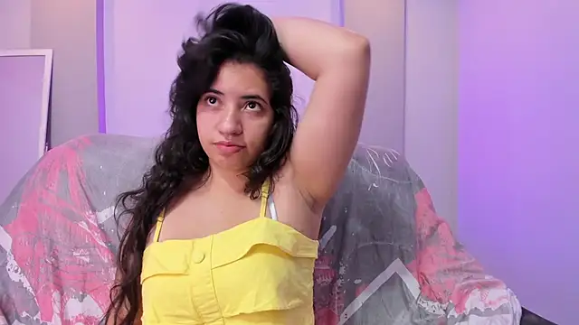 Nicol Chang online show from November 29, 8:01 pm