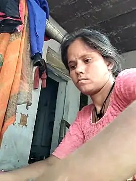 Snapshot of Hot-ilaiy chatting on October 22, 9:20 am Hot-ilaiy online show from October 22, 9:20 am