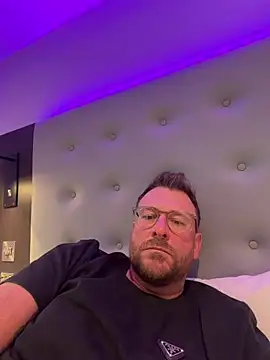 bilf1978 online show from February 23, 2:03 pm