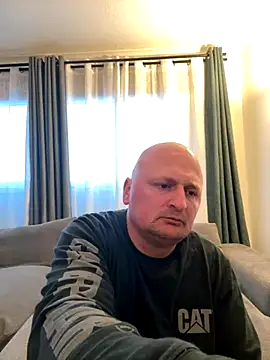 Snapshot of Attila120 chatting on November 21, 7:40 am Attila120 online show from November 21, 7:40 am