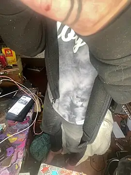 XanderOzzz online show from February 17, 8:48 pm