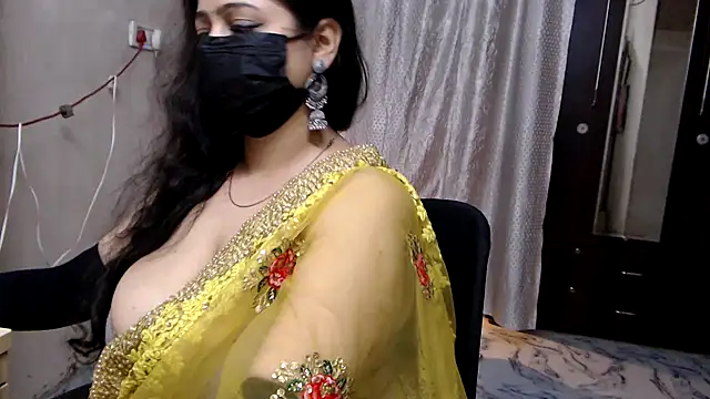 Snapshot of sexy_indianboobs chatting on June 2, 9:50 pm sexy indianboobs online show from June 2, 9:50 pm