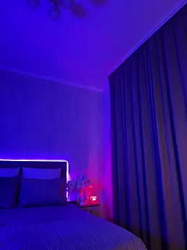 bigJuicyPussy online show from March 2, 1:18 pm