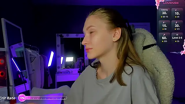 Snapshot of Ammi_bliss chatting on October 11, 3:17 am Ammi bliss online show from October 11, 3:17 am