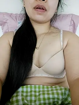 Laurie369 online show from May 23, 3:38 pm
