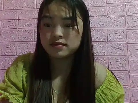 Snapshot of Loc_al chatting on October 12, 2:21 am Loc al online show from October 12, 2:21 am