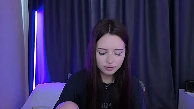 BlackEyesGirl online show from July 6, 5:59 am