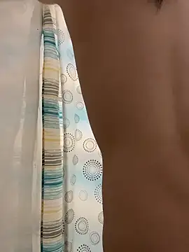 heytherepeoples717 online show from December 5, 5:27 am