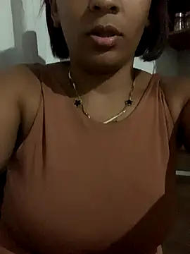 Snapshot of Crisschiavo chatting on November 26, 1:17 am Crisschiavo online show from November 26, 1:17 am