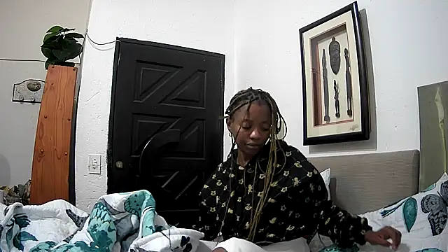 Snapshot of CandyNaynay chatting on September 26, 8:46 pm CandyNaynay online show from September 26, 8:46 pm