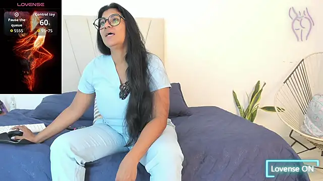 Snapshot of _Miaa_khalifa_ chatting on September 16, 11:44 am Miaa khalifa online show from September 16, 11:44 am