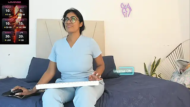 Snapshot of _Miaa_khalifa_ chatting on September 22, 11:56 am Miaa khalifa online show from September 22, 11:56 am