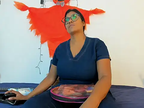 Snapshot of _Miaa_khalifa_ chatting on October 20, 12:16 pm Miaa khalifa online show from October 20, 12:16 pm