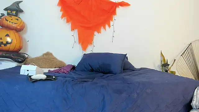 Snapshot of _Miaa_khalifa_ chatting on October 24, 12:01 pm Miaa khalifa online show from October 24, 12:01 pm