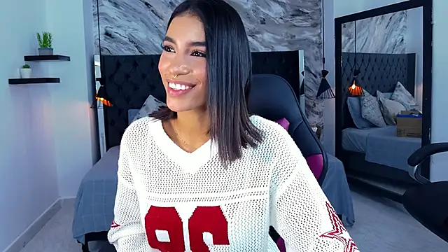 kitty collins  online show from May 4, 12:12 pm