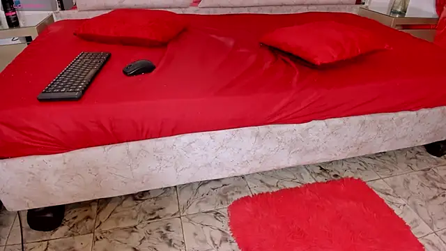 Snapshot of ThiccyLexxy chatting on October 8, 11:52 am ThiccyLexxy online show from October 8, 11:52 am